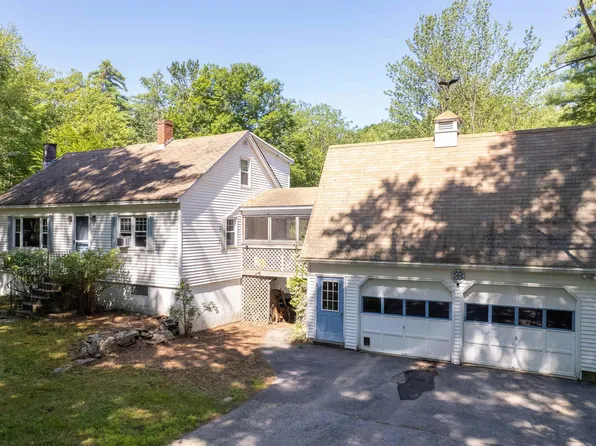 32 Jenkins Road, Lee, NH 03861