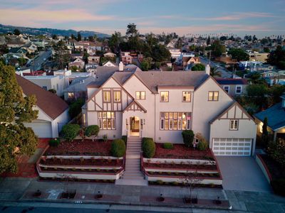 576 Haddon Rd, Oakland, CA, 94606