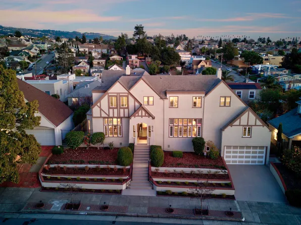 576 Haddon Rd, Oakland, CA 94606