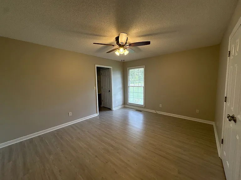 718 Doak Rd — Photo 13