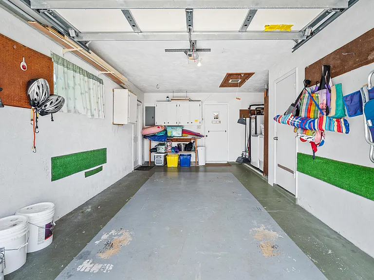 1120 Morse Blvd — Photo 36