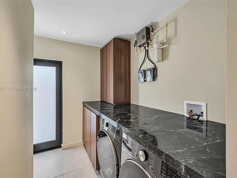 1170 S Biscayne Point Rd — Photo 48