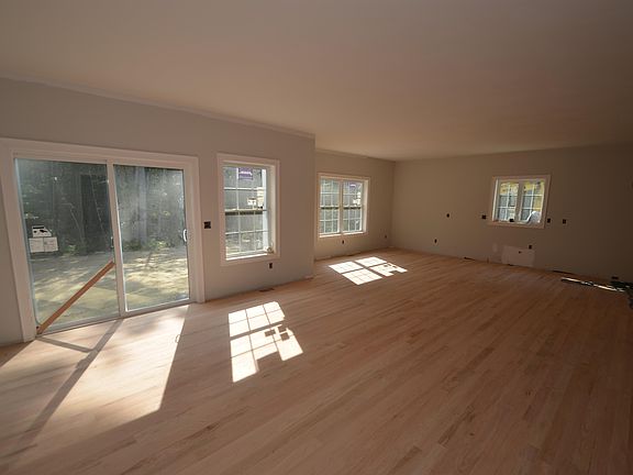 5th image of 43 Walnut Hill Drive Lot 6