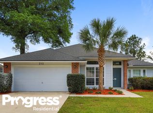 313 Turtle Dove Dr, Orange Park, FL 32073