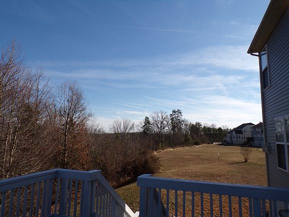 4th image of 9615 Laurel Oak Dr