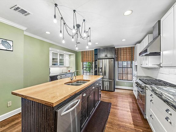 5th image of 3111 Quenby Ave W