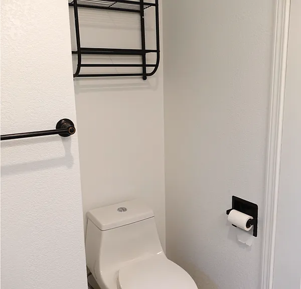 719 Willow Glen Way — Photo 16