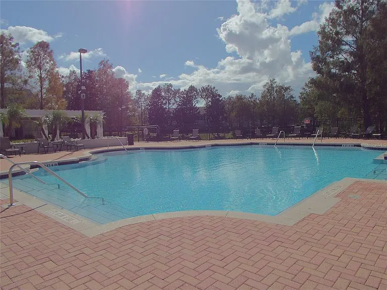 417 Southern Pecan Cir #207 — Photo 15