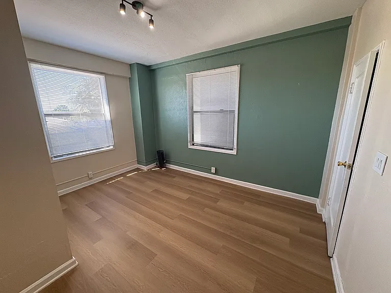 634 15th Street — Photo 10