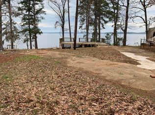 198 Skyline Dr, Florien, LA 71449