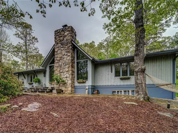 154 Little Coyote Loop, Waleska, GA 30183