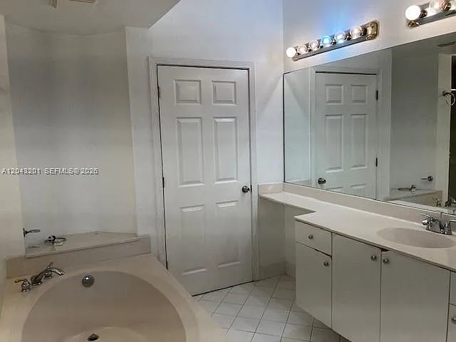 10720 NW 66th St #503 — Photo 17