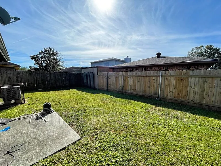 7596 Morel St — Photo 14