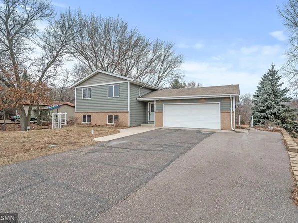 3949 S Enchanted Dr NW, Andover, MN 55304