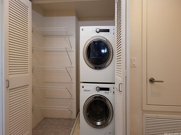 5th image of 445 Kailua Rd APT 5304
