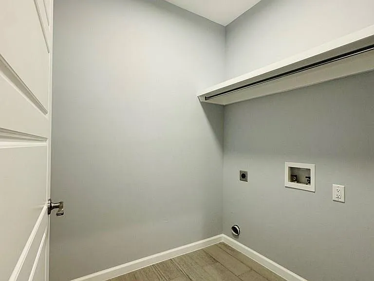 2066 Saketa Ln — Photo 5