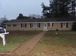 200 Rockwell Rd, Jackson, TN 38305