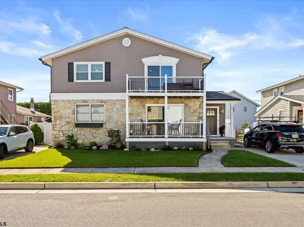 306 Hampshire Dr #B, Ventnor City, NJ 08406