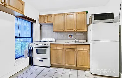 Rented by (Legacy) Elegran