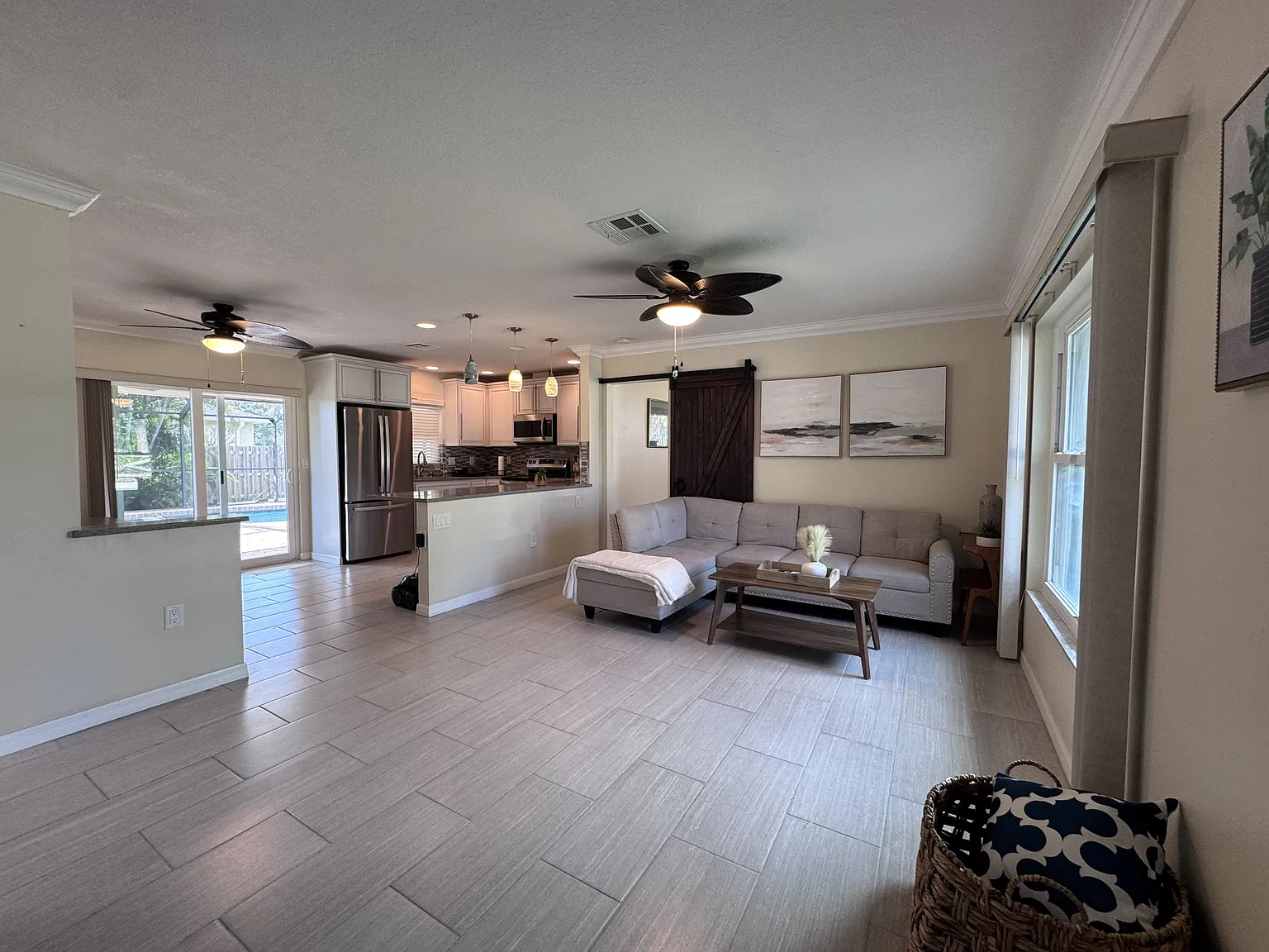 5370Drew - 283-BOV — Photo 4
