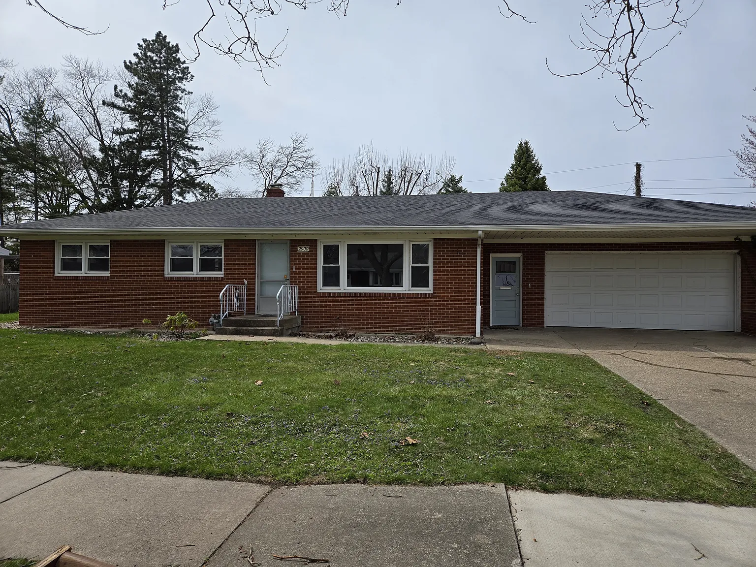3 bed, 1560 sqft, $2,200 — Photo 2