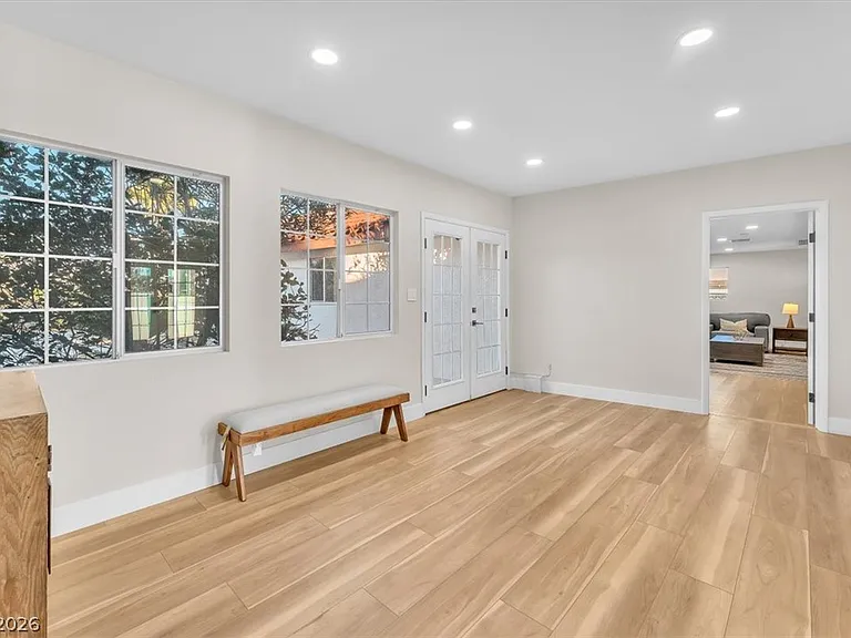 2868 Vista Del Sol Ave — Photo 54