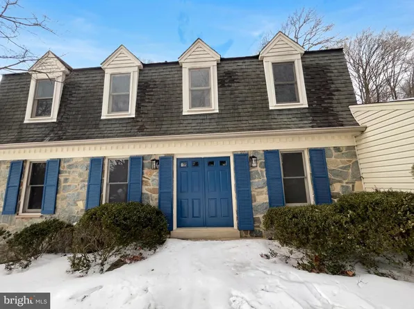 2304 Holly Spring Dr, Silver Spring, MD 20905