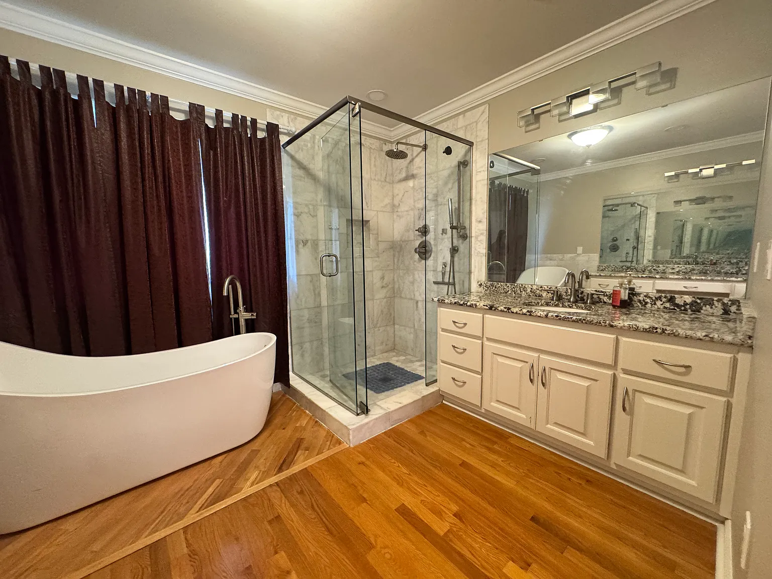 4 bed, 2.5 bath, 3000 sqft, $1,500 — Photo 4