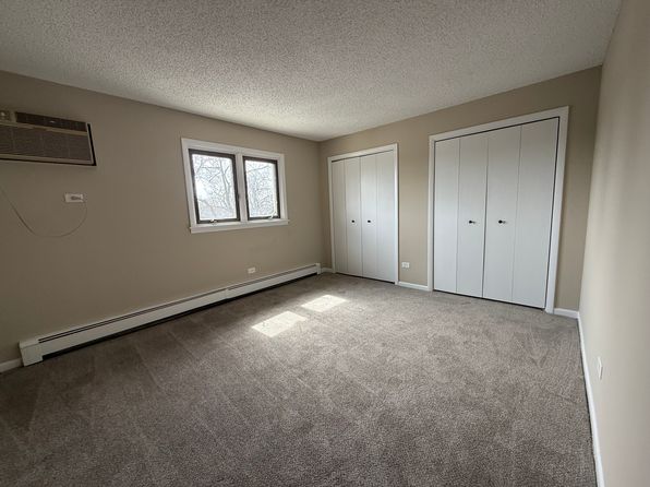 (undisclosed Address), Tinley Park, IL 60477