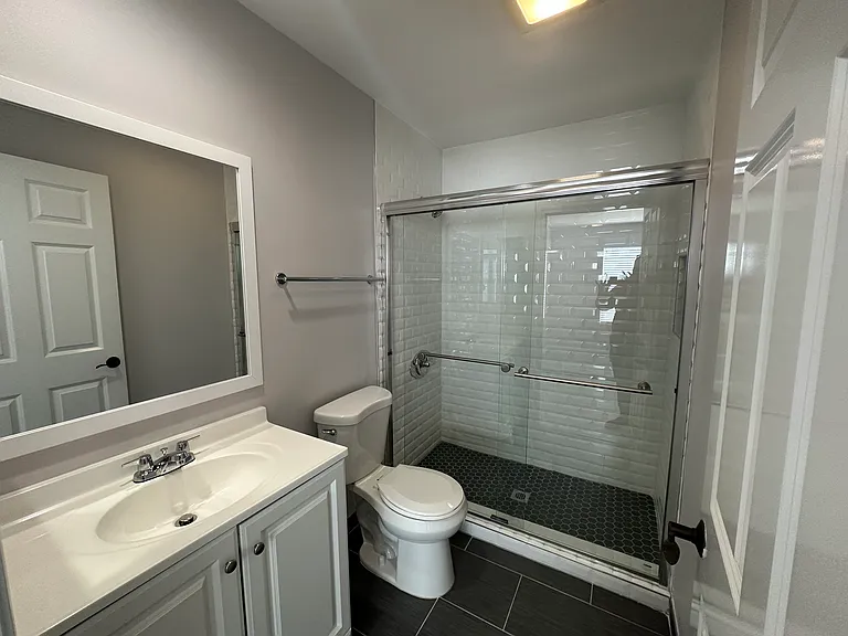 5224 Corteen Pl #4 — Photo 23