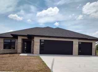 9659 Topher Blvd, Lincoln, NE 68526