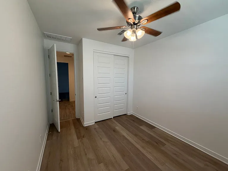 36375 W Leonessa Ave — Photo 13