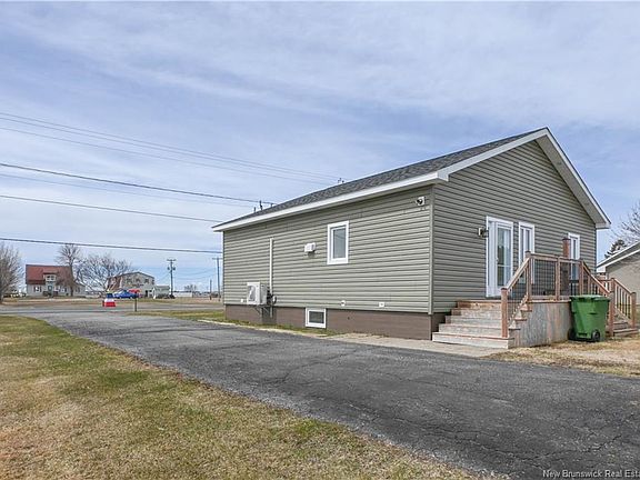 3rd image of 51 Chiasson Rd