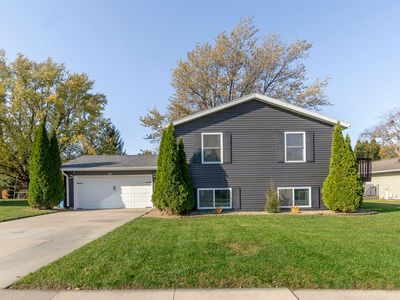 5814 Daisy Dr, Waterloo, IA, 50701