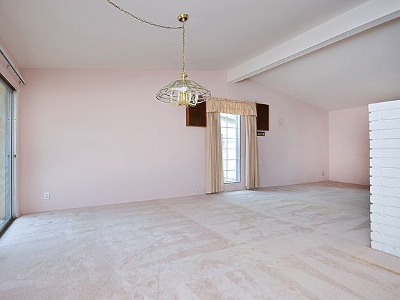 5th image of 22844 Cantlay St