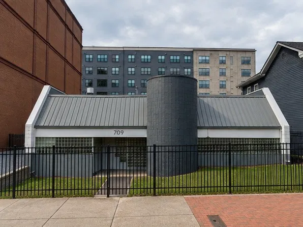 709 President Ronald Reagan Way, Nashville, TN 37210