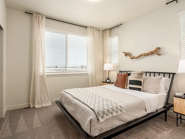 H2O Townhomes — Photo 10