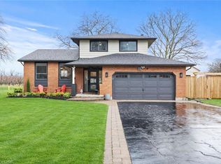 7 Garrison Village Dr, Niagara On The Lake, ON L0S1J0