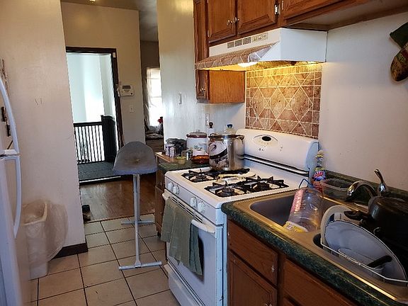 4th image of 5223 S Calumet Ave APT 1B