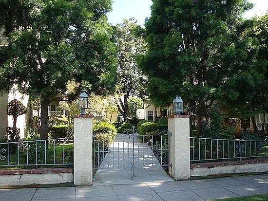 Street View Of Courtyard