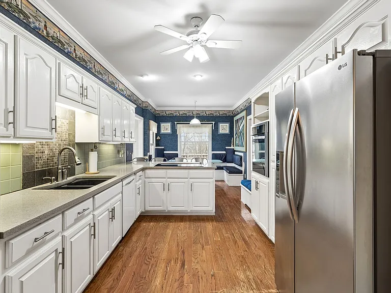 1019 Hilton Ln — Photo 11