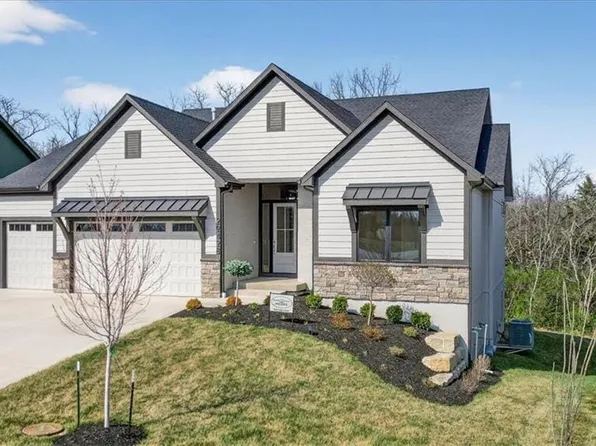 22428 W 90th Ter, Lenexa, KS 66227