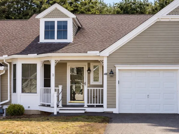 4 Autumn Dr #B, Hudson, MA 01749