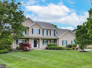 27 Imperial Ct, Monroe Township, NJ 08831