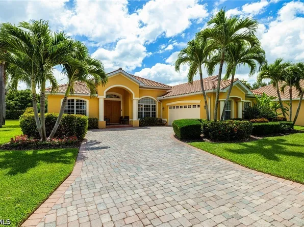 9836 Los Altos Ct, Fort Myers, FL 33919