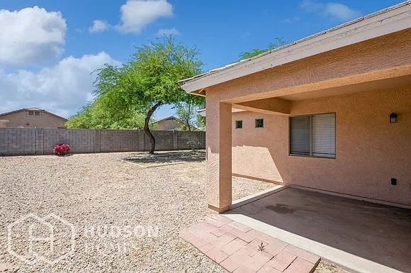 1535 W Nancy Ln — Photo 20
