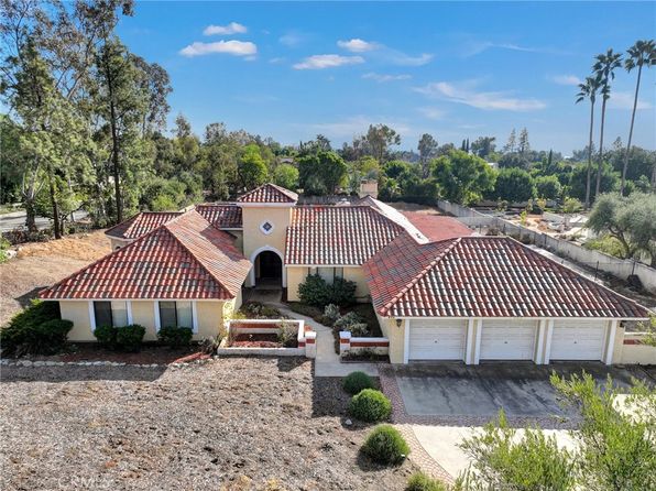 784 Pomello Dr