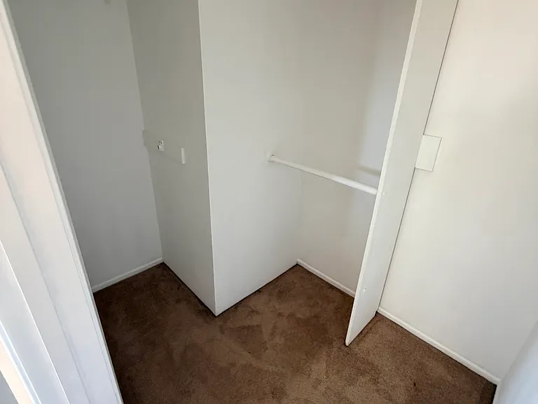 1478 Camelot Dr — Photo 5