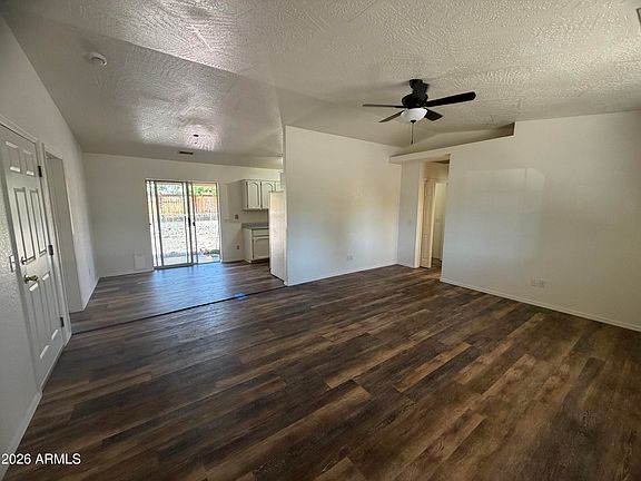 4th image of 930 S 6TH Street