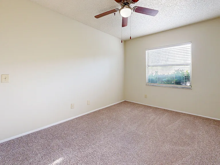 Alafaya Woods — Photo 55
